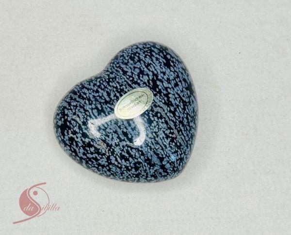 Herz aus Schneeflockenobsidian – Liebe & Selbstakzeptanz